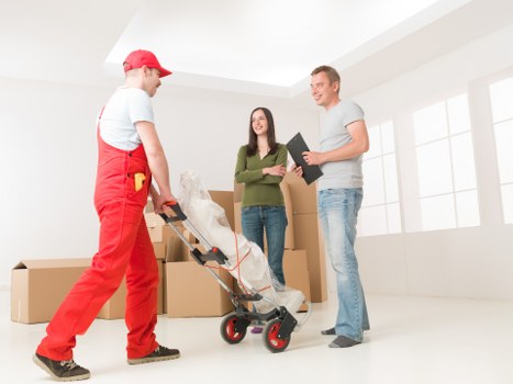 Stress-free unpacking services in Wimbledon