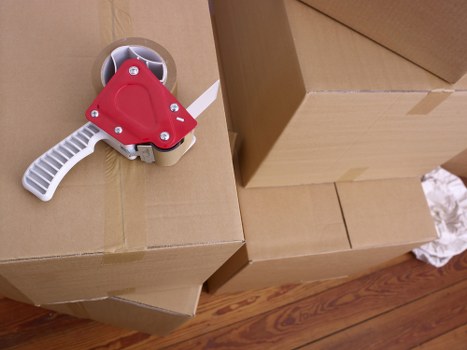 Wimbledon self storage facility with multiple truck options